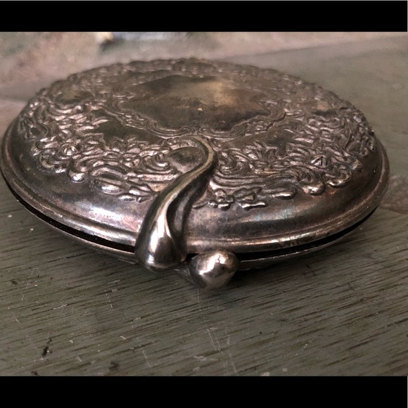 Vintage Silver Plated Compact Pocket Mirror - Picture 6 of 6